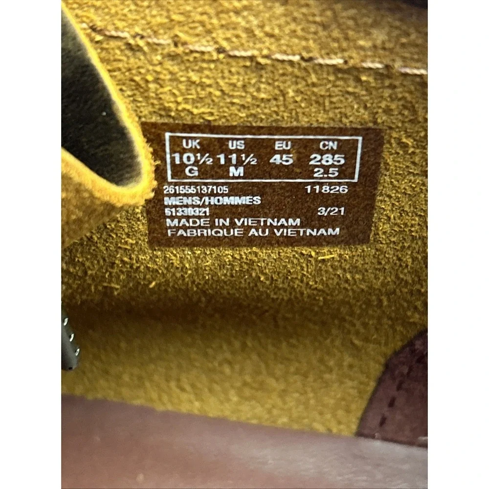 Mens Clarks Wallabee Boot - Beeswax Color, Leather, Size 11.5